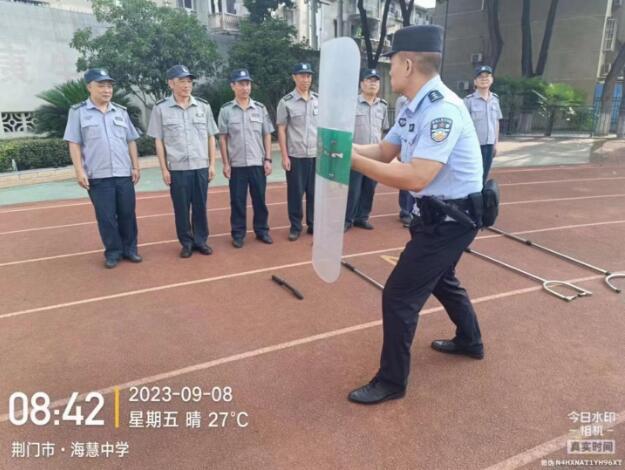 獵鷹護航秋季開學(xué)，強化駐校保安員培訓(xùn)